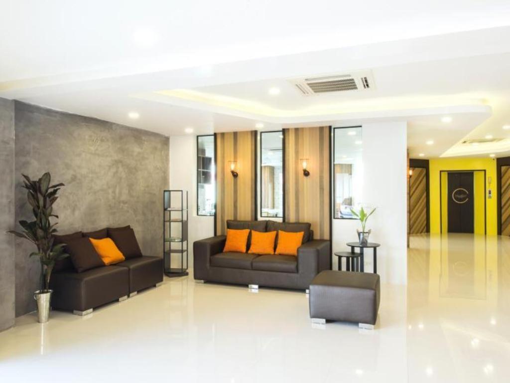 The Circle Hotel Buriram Buitenkant foto