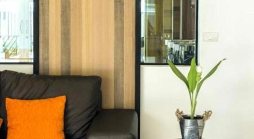 The Circle Hotel Buriram Buitenkant foto